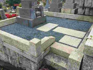 ④黒玉砂利施工