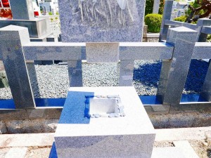 凹凸により更に耐震度UP