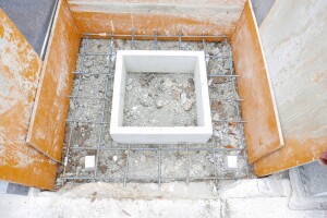 砕石転圧・ワイヤーメッシュ