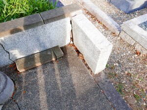 外柵の割れ